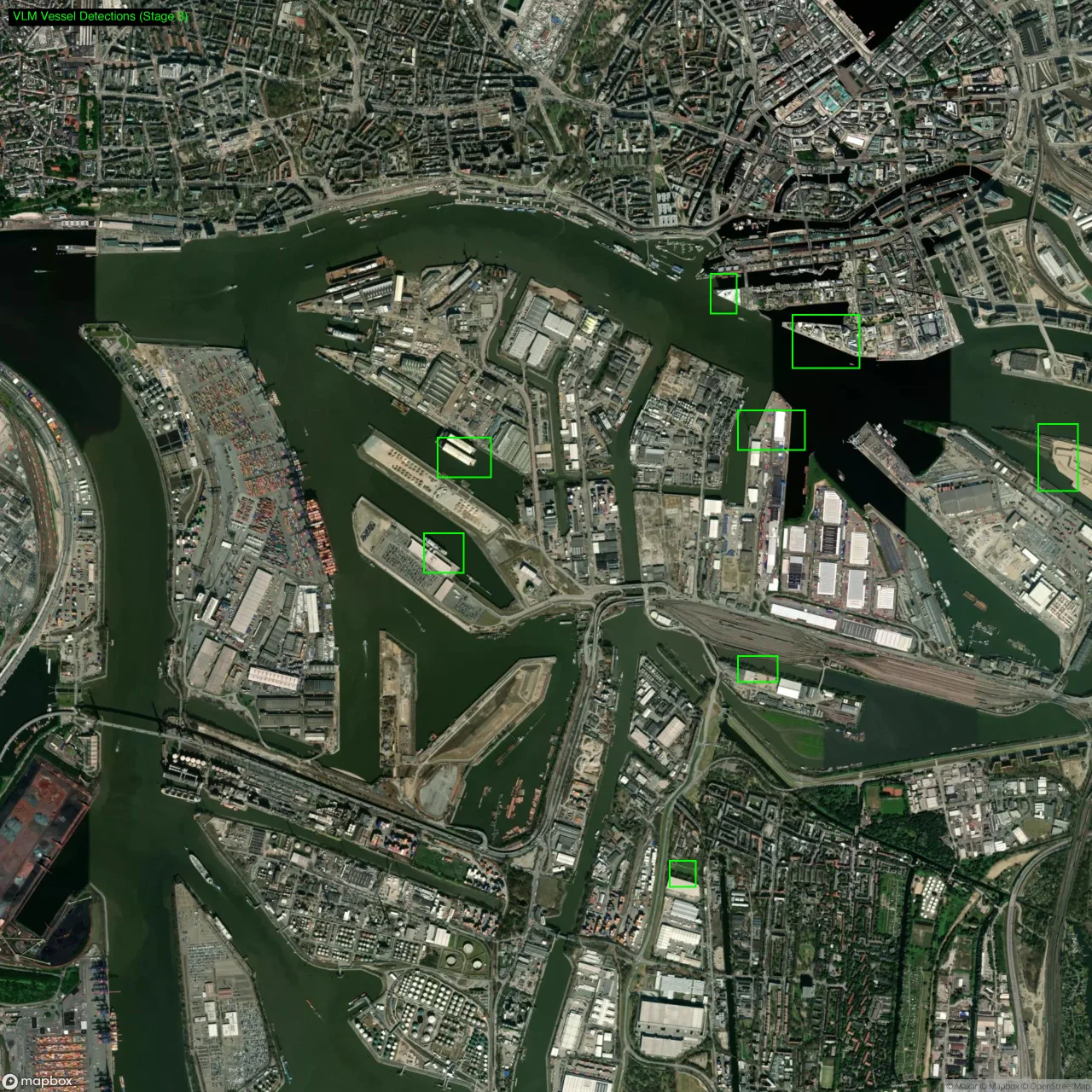 Mapbox high-res vessel detections in Hamburg